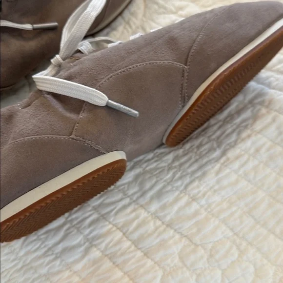 Polo by Ralph Lauren womens taupe suede sneakers